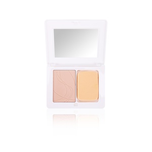 Compact cream-to-powder foundation