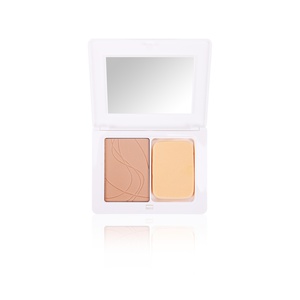 Compact cream-to-powder foundation
